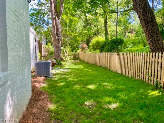 305 W Avondale Drive, Greensboro, North Carolina image 17