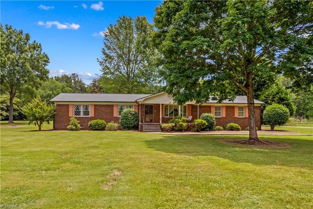 Photo of 117 Fonda Road, Statesville, NC 28677 (MLS # 1225486)