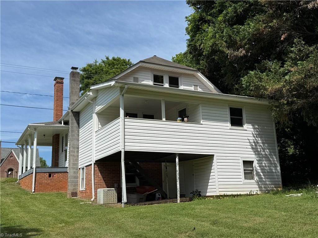 Photo of 2788 Boone Trail, North Wilkesboro, NC 28659 (MLS # 1225232)
