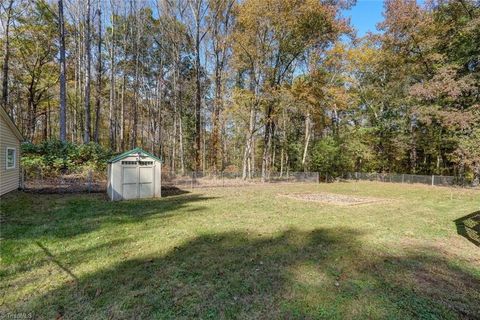 A home in Kernersville