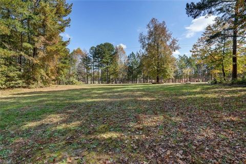 A home in Kernersville