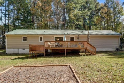 A home in Kernersville