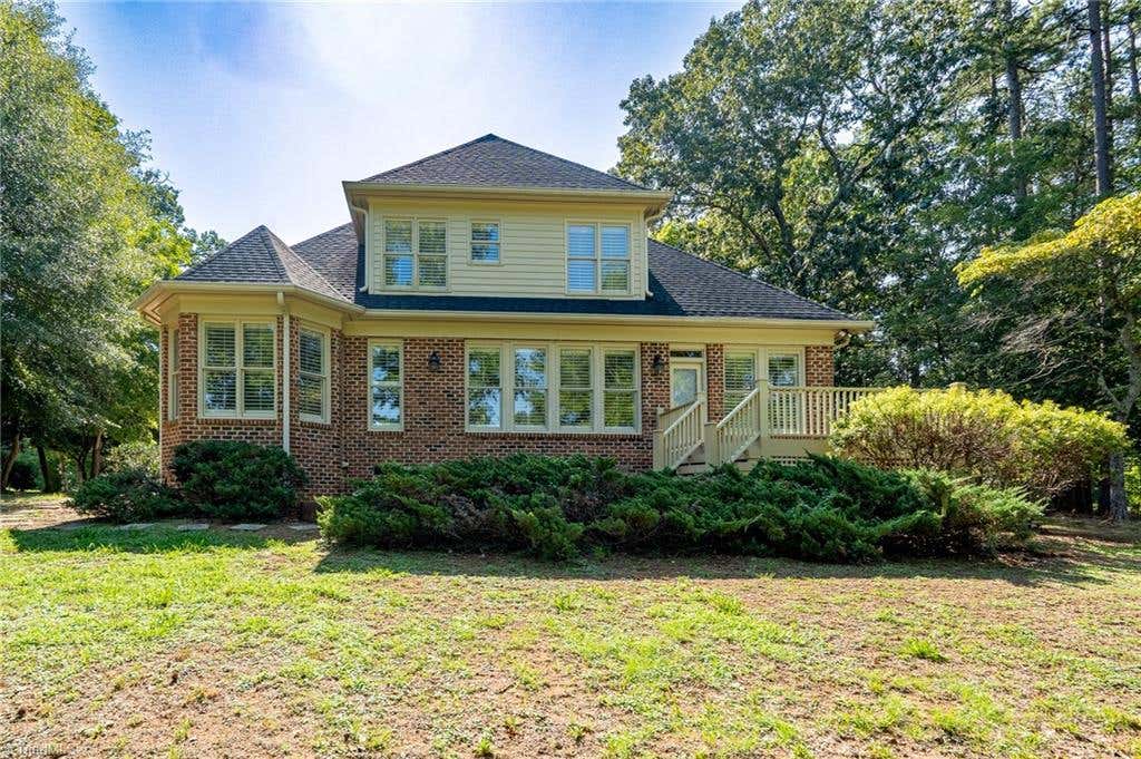Photo of 205 Piney Grove Point, New London, NC 28127 (MLS # 1229551)
