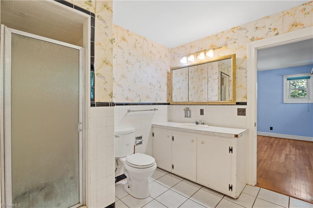 Clemmons, North Carolina 27012, United States, 3 Bedrooms Bedrooms, ,3 BathroomsBathrooms,Residential,Active,221633