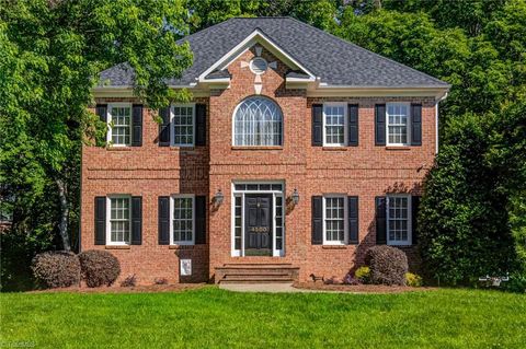 Single Family Residence in Clemmons NC 4500 Asbury Place Drive.jpg