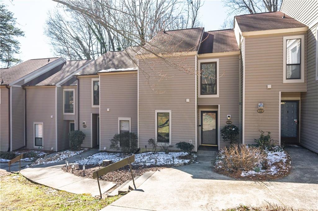 217 Village Lane #E, Greensboro, North Carolina image 35