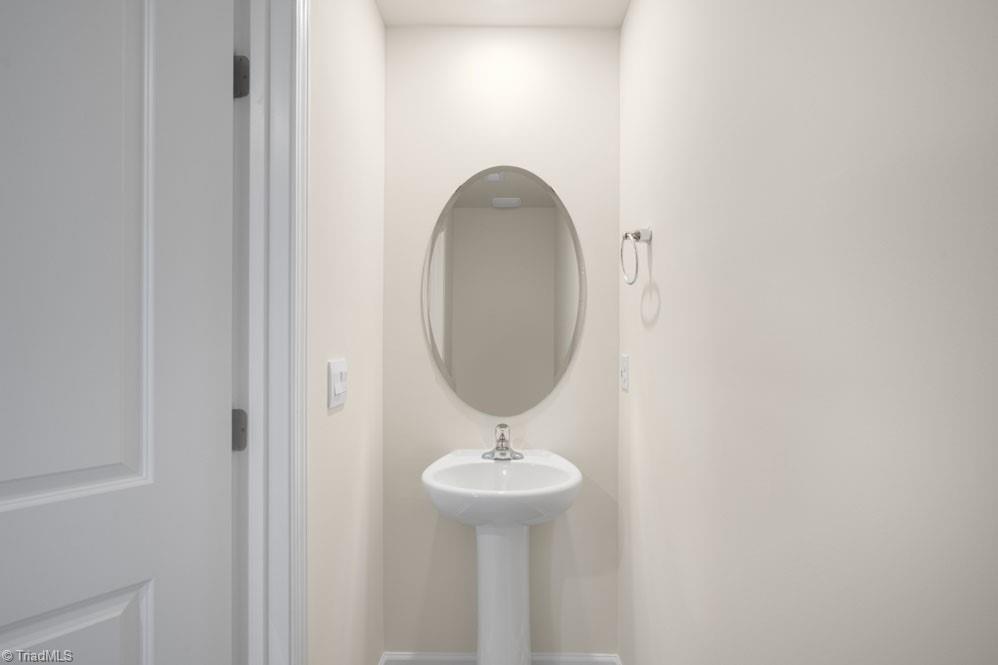 6603 Capstone Court, Rural Hall, North Carolina image 2