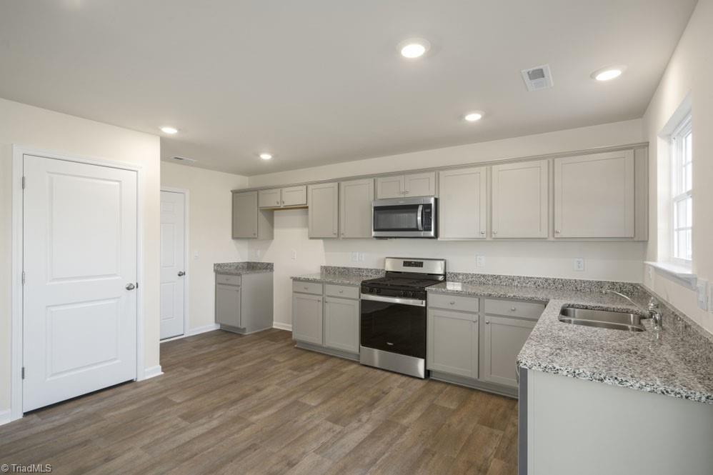 6603 Capstone Court, Rural Hall, North Carolina image 12