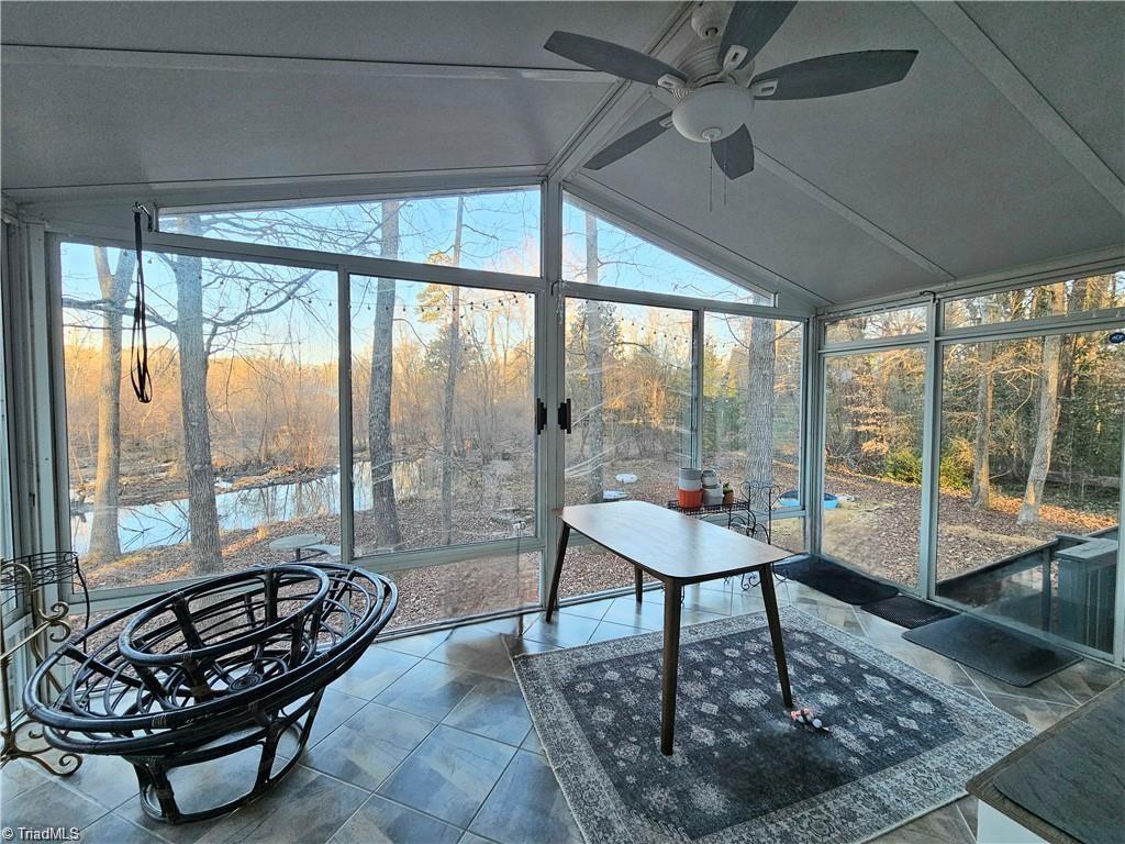 2307 Pineview Drive, Greensboro, North Carolina image 7