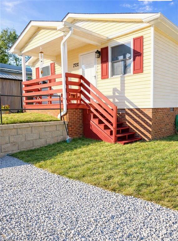 Photo of 1930 Wood Avenue, Burlington, NC 27215 (MLS # 1235943)
