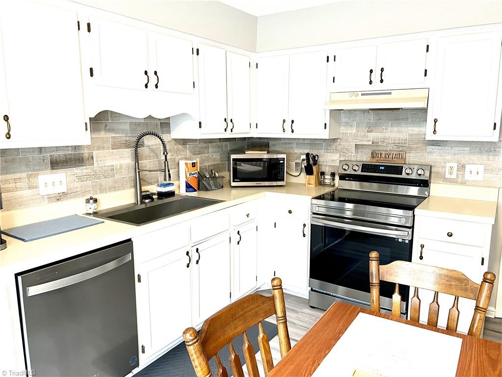 1327 Bailey Circle, High Point, North Carolina image 6