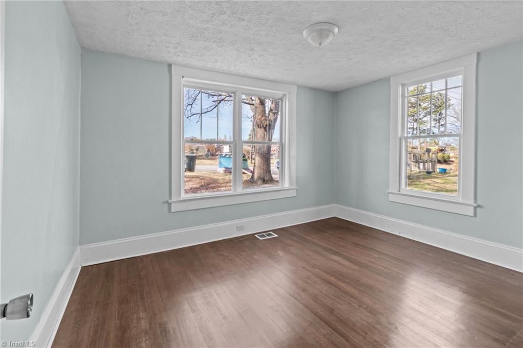 208 W Lafayette Street, Salisbury, North Carolina image 25
