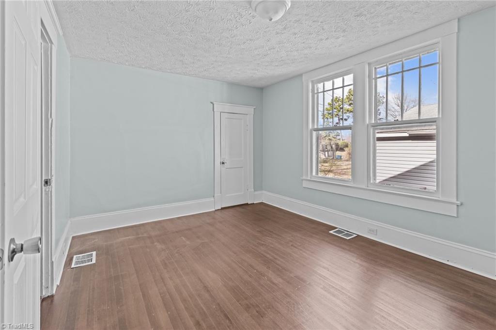208 W Lafayette Street, Salisbury, North Carolina image 23
