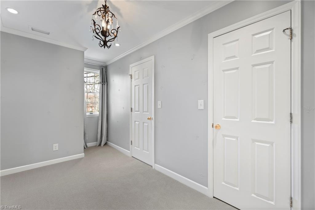 Winston-Salem, North Carolina 27104, United States, 3 Bedrooms Bedrooms, ,4 BathroomsBathrooms,Residential,Pending,1708