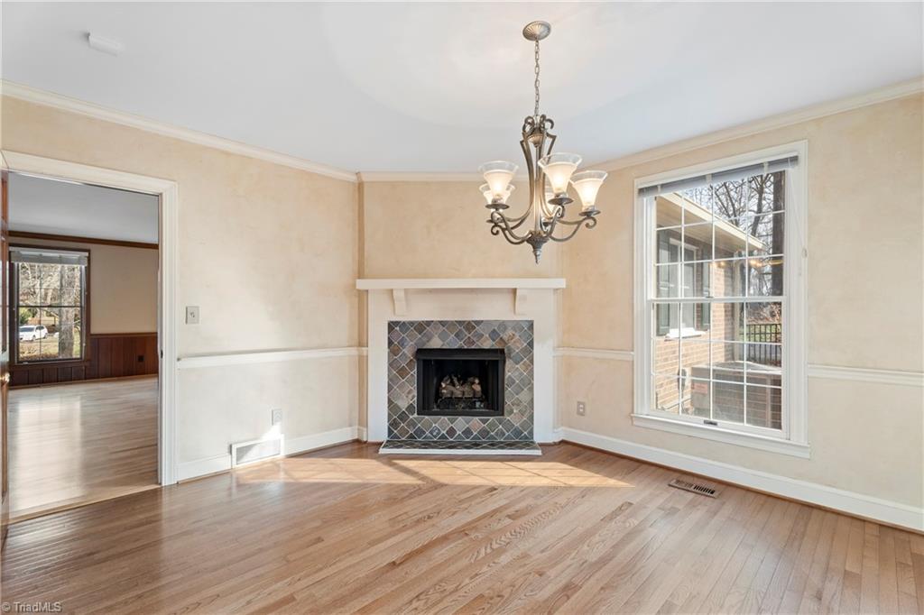 Winston-Salem, North Carolina 27104, United States, 3 Bedrooms Bedrooms, ,4 BathroomsBathrooms,Residential,Pending,1708