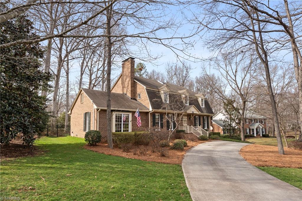 Winston-Salem, North Carolina 27104, United States, 3 Bedrooms Bedrooms, ,4 BathroomsBathrooms,Residential,Pending,1708