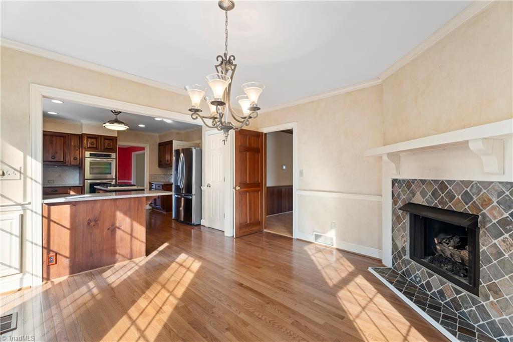 Winston-Salem, North Carolina 27104, United States, 3 Bedrooms Bedrooms, ,4 BathroomsBathrooms,Residential,Pending,1708