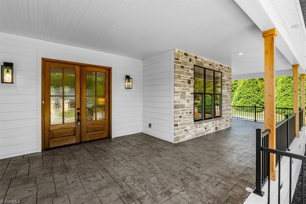 Photo of 6099 Reynolda Trace, Greensboro, NC 27455 (MLS # 1219463)