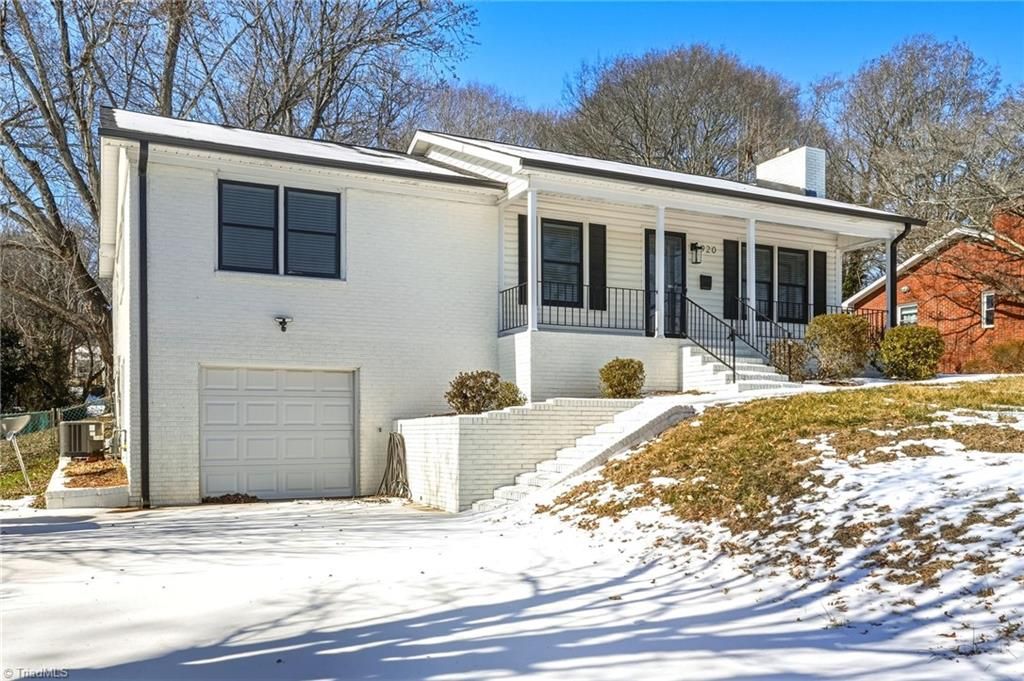 Photo of 920 Gales Avenue, Winston-Salem, NC 27103 (MLS # 1207571)