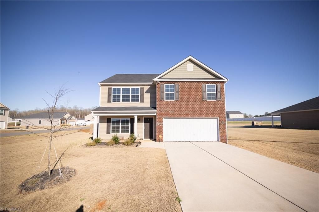 Photo of 109 Bunting Drive, Lexington, NC 27295 (MLS # 1214458)
