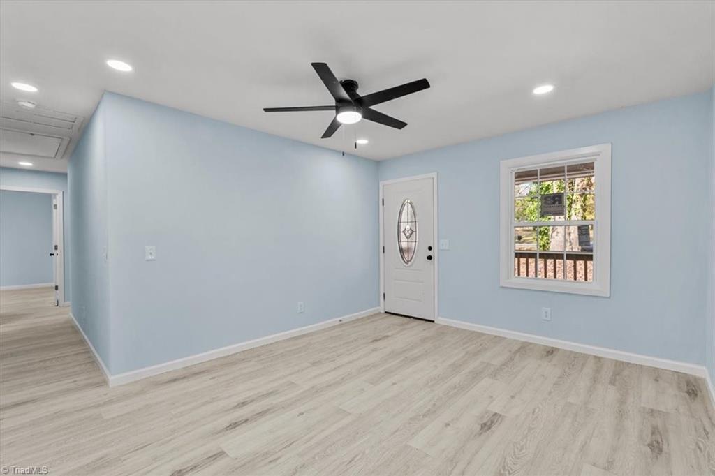 1707 N Chatham Avenue