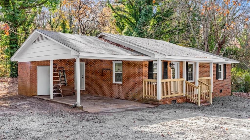 1707 N Chatham Avenue