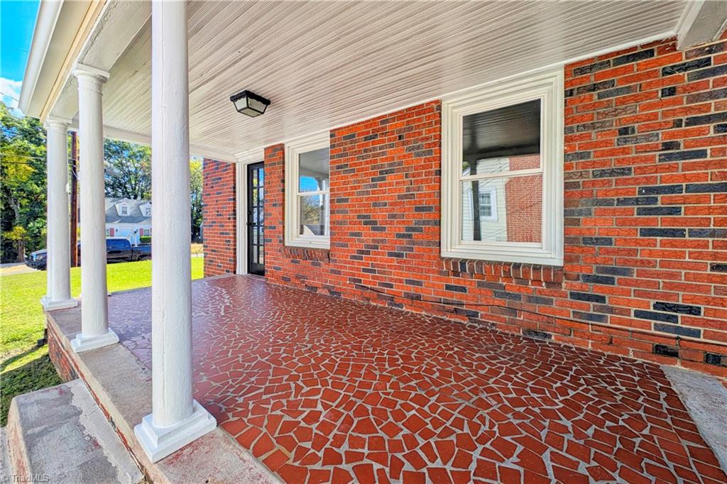 Photo of 2524 Druid Hills Drive, Winston-Salem, NC 27105 (MLS # 1240132)