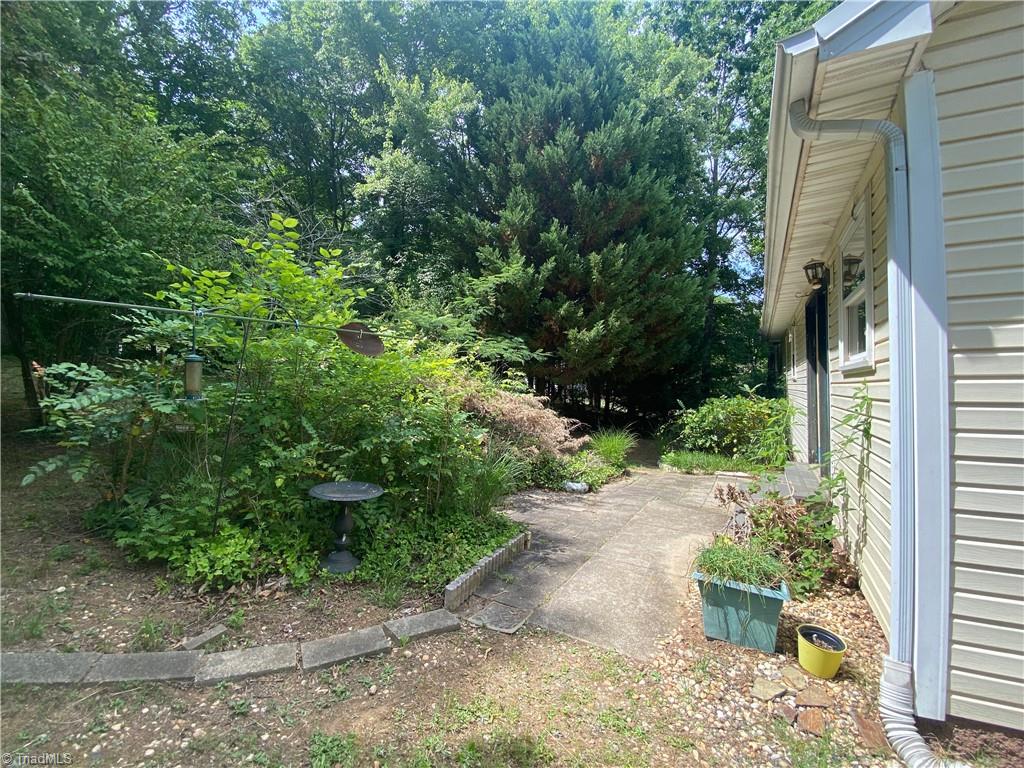 611 Fourth Street
