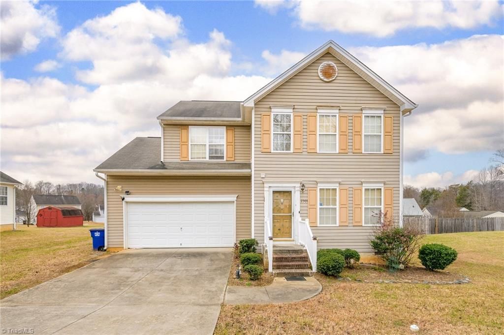 Photo of 2301 Naomi Drive, Winston-Salem, NC 27127 (MLS # 1207413)
