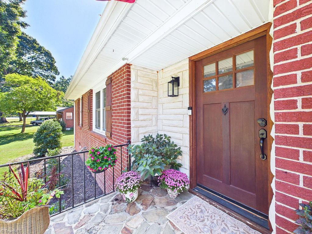 Photo of 1800 Fairview Boulevard, Winston-Salem, NC 27127 (MLS # 1234810)