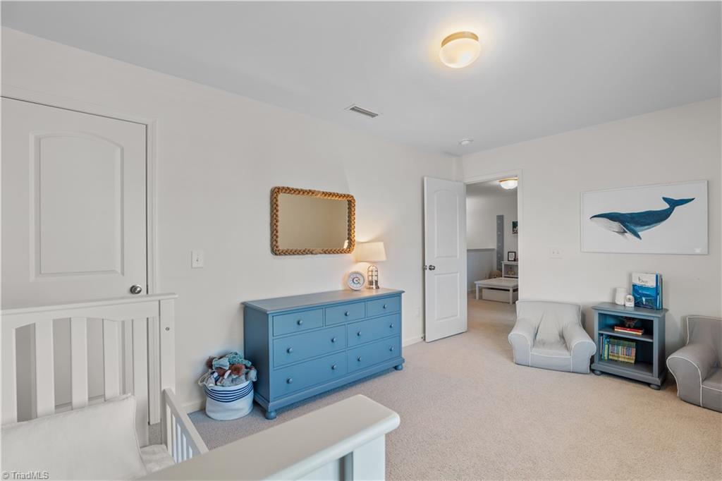 Winston-Salem, North Carolina 27103, United States, 3 Bedrooms Bedrooms, ,3 BathroomsBathrooms,Residential,Pending,76660