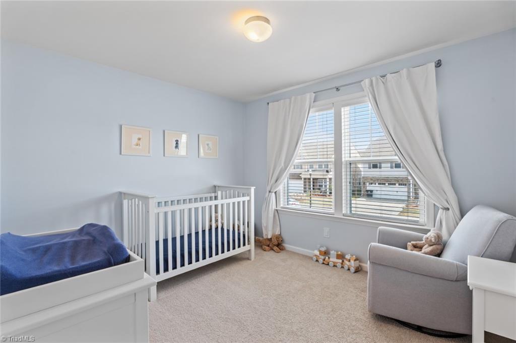 Winston-Salem, North Carolina 27103, United States, 3 Bedrooms Bedrooms, ,3 BathroomsBathrooms,Residential,Pending,76660