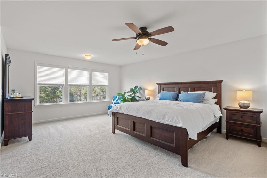 Winston-Salem, North Carolina 27103, United States, 3 Bedrooms Bedrooms, ,3 BathroomsBathrooms,Residential,Pending,76660