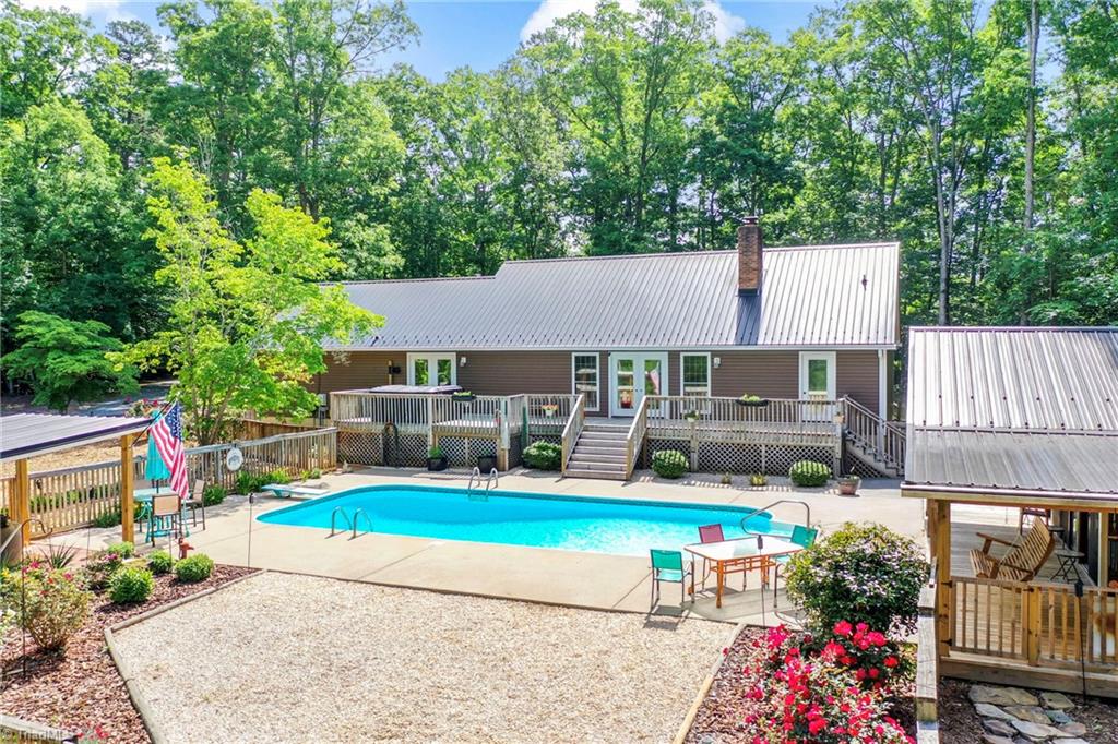 1371 Riverwood Drive, Lexington, North Carolina image 1