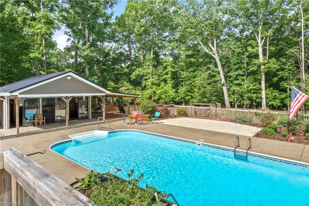 1371 Riverwood Drive, Lexington, North Carolina image 8