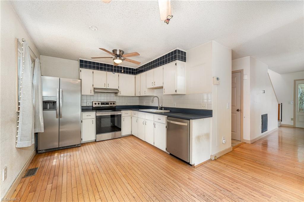 2161 Rivermeade Drive, High Point, North Carolina image 9