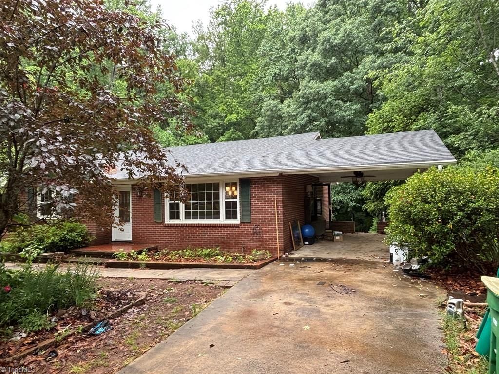 Photo of 6307 Arden Circle, Clemmons, NC 27012 (MLS # 1219024)