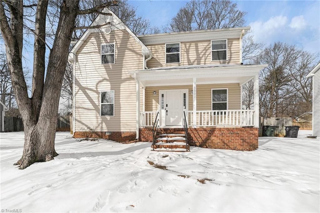 Photo of 3801 Pineway Drive, Greensboro, NC 27405 (MLS # 1208355)