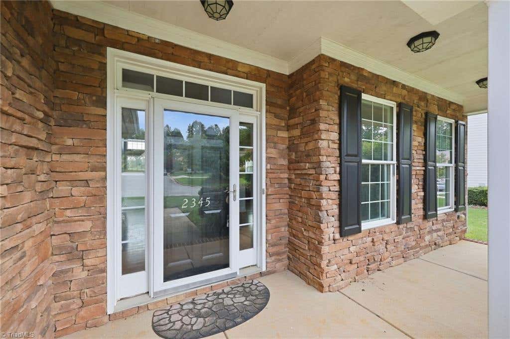 Photo of 2345 Rockland Circle, High Point, NC 27265 (MLS # 1230154)