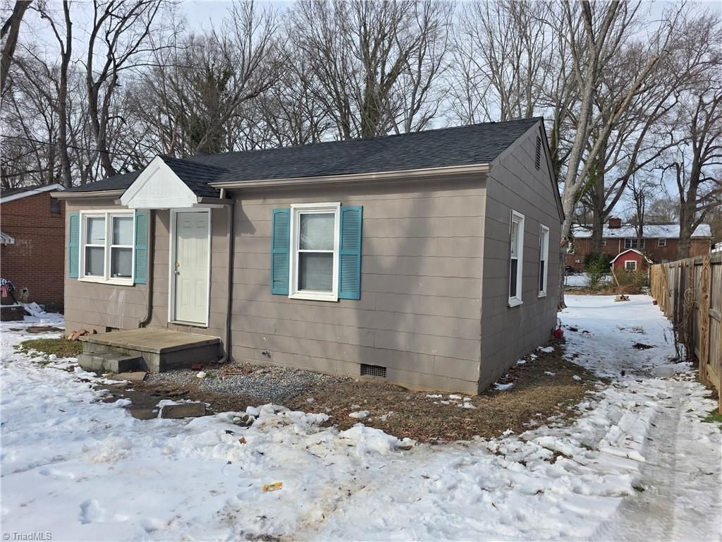 Photo of 1025 E Devonshire Street, Winston-Salem, NC 27107 (MLS # 1208162)