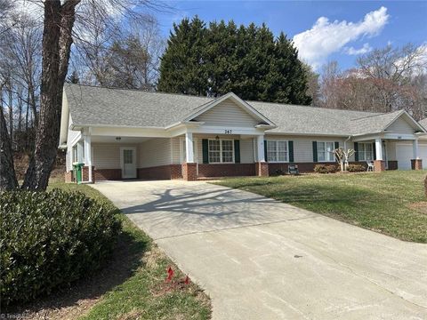 Homes For Sale - 267 S Boyles Street<br/> Pilot Mountain, NC 27041