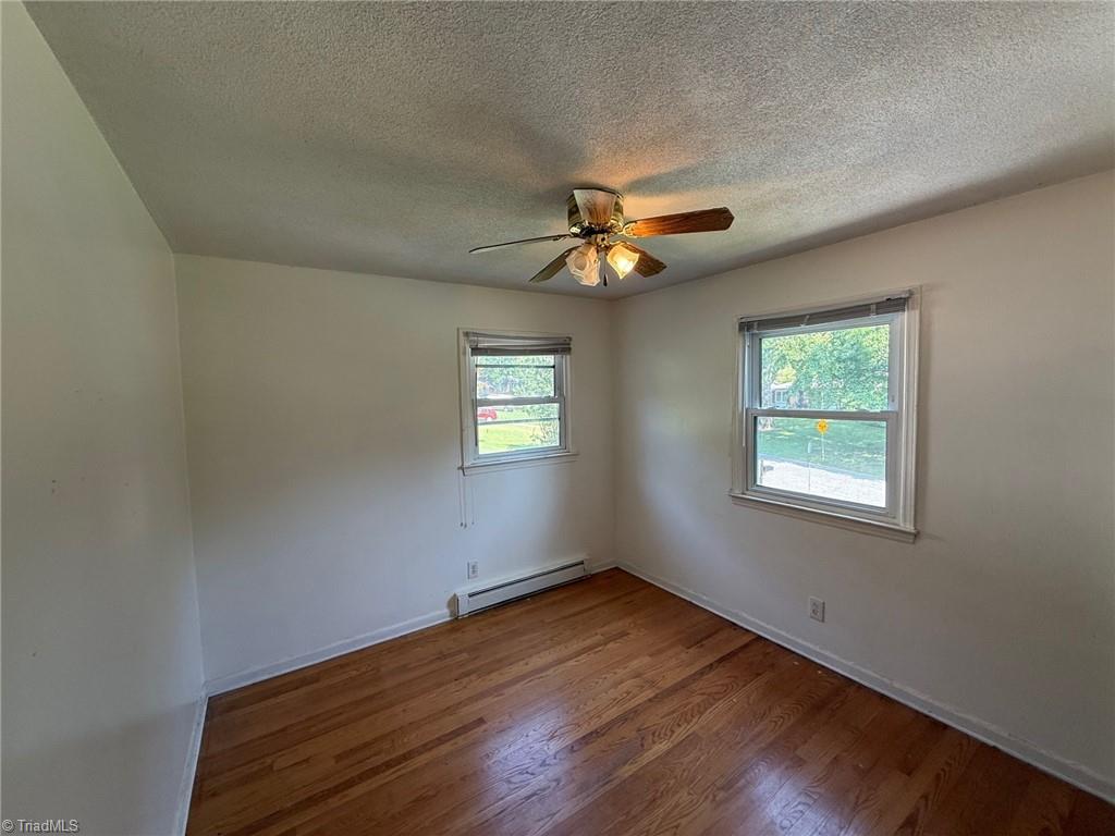 Greensboro, North Carolina 27407, United States, 3 Bedrooms Bedrooms, ,3 BathroomsBathrooms,Residential,Pending,168599