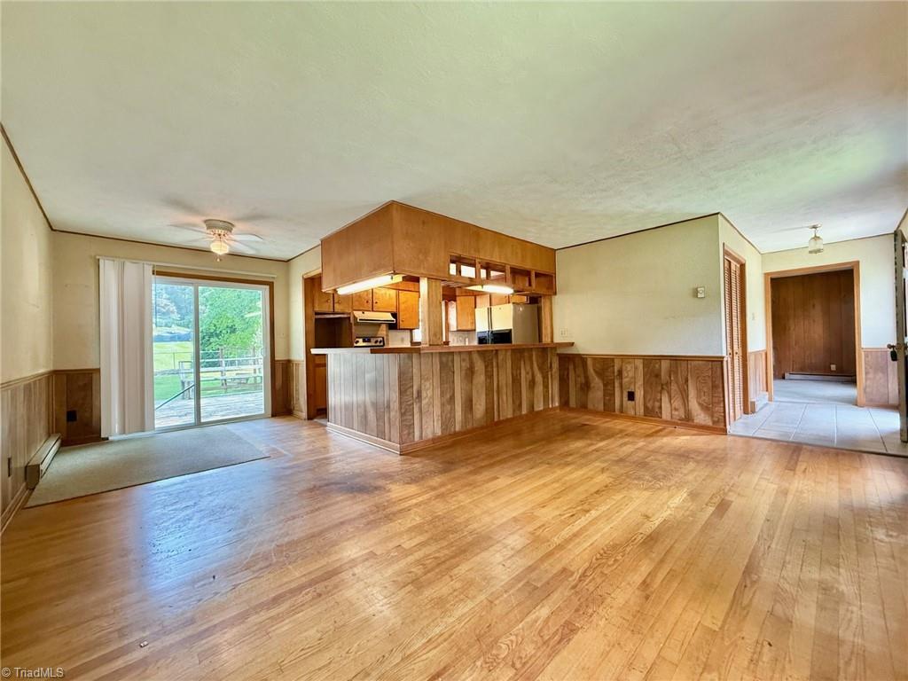 Greensboro, North Carolina 27407, United States, 3 Bedrooms Bedrooms, ,3 BathroomsBathrooms,Residential,Pending,168599