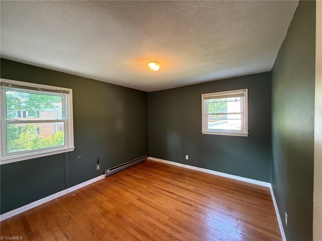 Greensboro, North Carolina 27407, United States, 3 Bedrooms Bedrooms, ,3 BathroomsBathrooms,Residential,Pending,168599