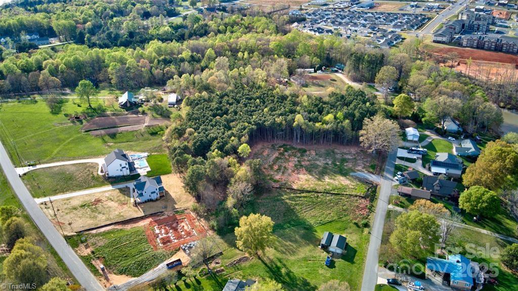 4279 Candlewood Drive, Sherrills Ford, North Carolina image 10