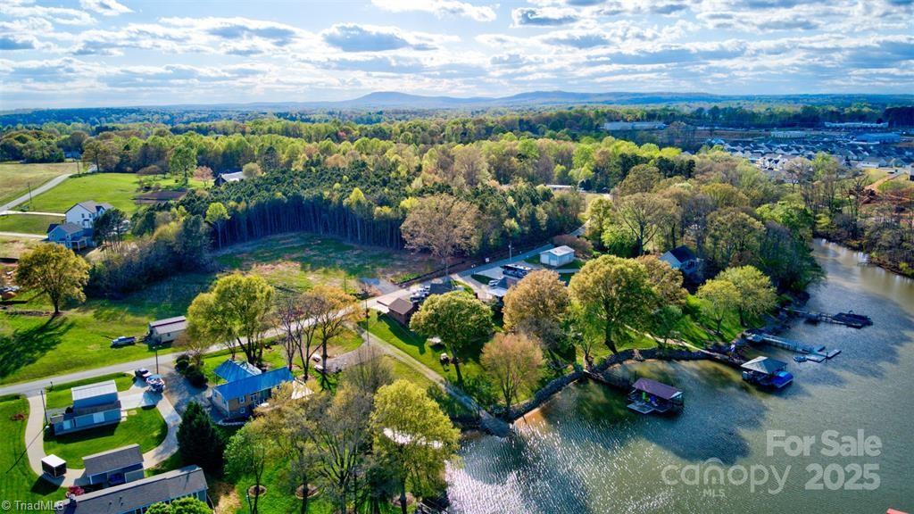 4279 Candlewood Drive, Sherrills Ford, North Carolina image 22