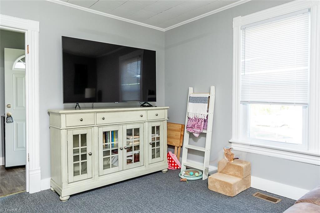 304 Broad Street, Mount Airy, North Carolina image 10