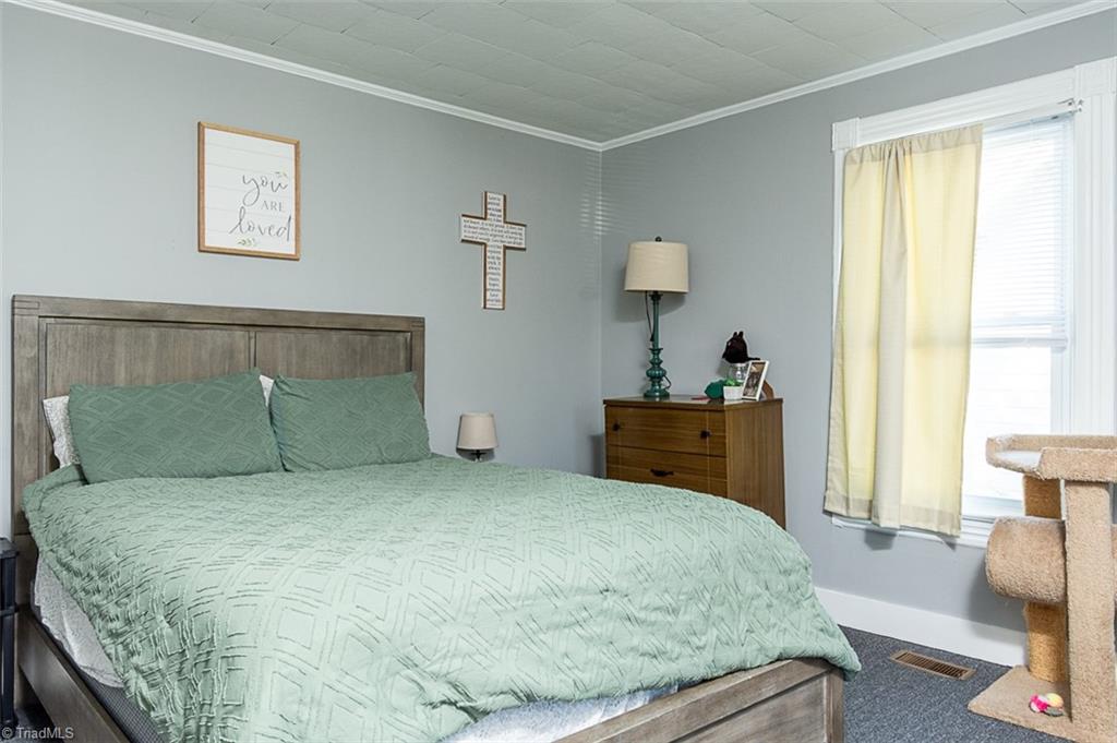304 Broad Street, Mount Airy, North Carolina image 11