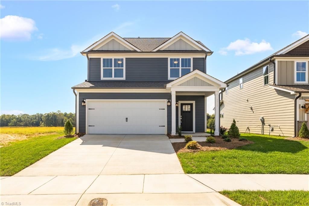 Photo of 1715 Creekline Drive, Kernersville, NC 27284 (MLS # 1208087)