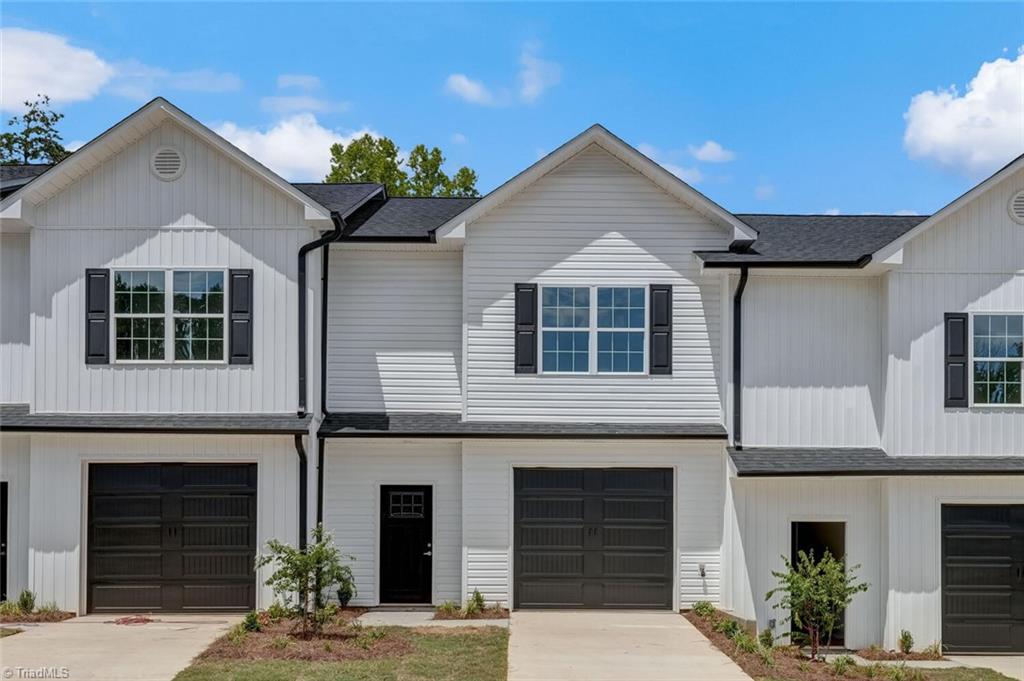 Photo 2 of 22 of 620 Pompano Drive townhome